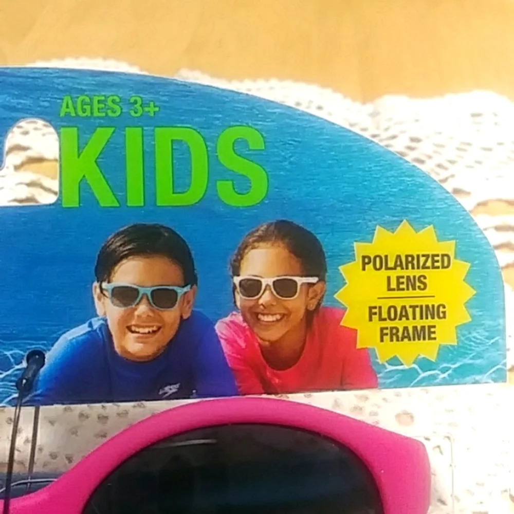 Speedo Sunglasses UV Protection no slip, Kids 3+